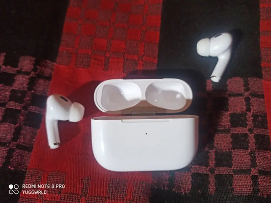 White Airpod Pro Wireless Earphones