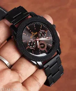 Elegant Metal Analog Watch