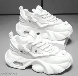 Retro White Casual Shoes - DripAndTrip